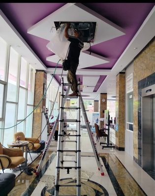 Pemasangan AC cassette di plafon oleh Saujana Karya