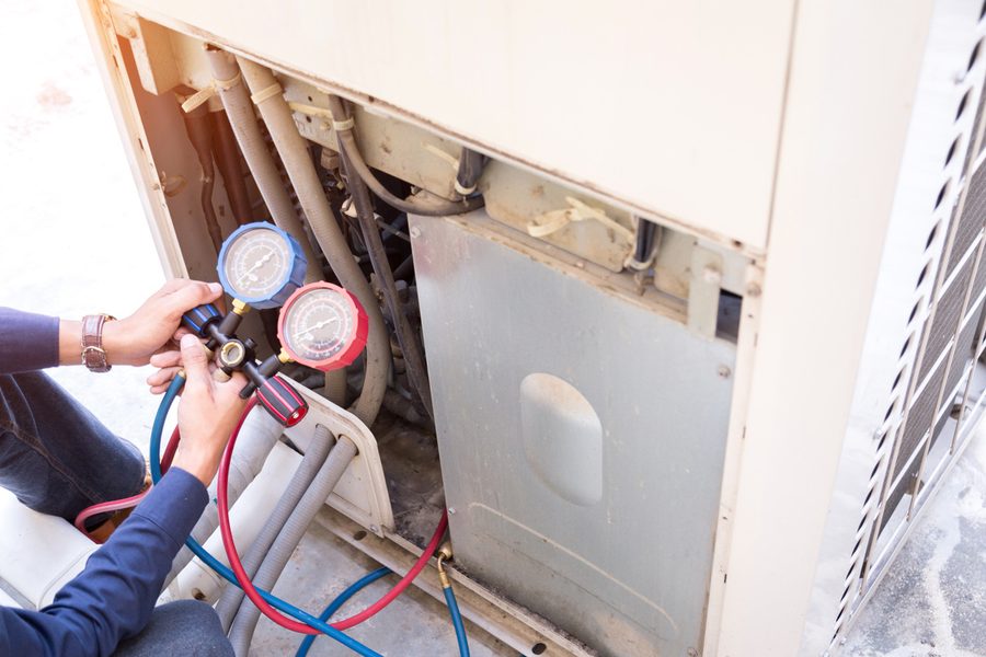 Pengecekan tekanan freon AC dengan manifold